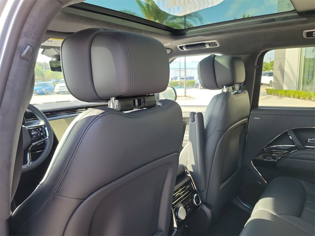 2025 Land Rover Range Rover Sport Autobiography photo 16