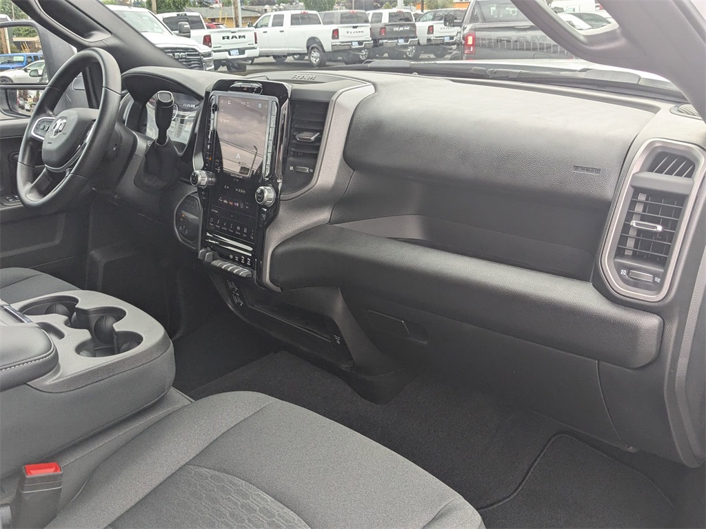 2025 Ram 3500 Tradesman photo 32