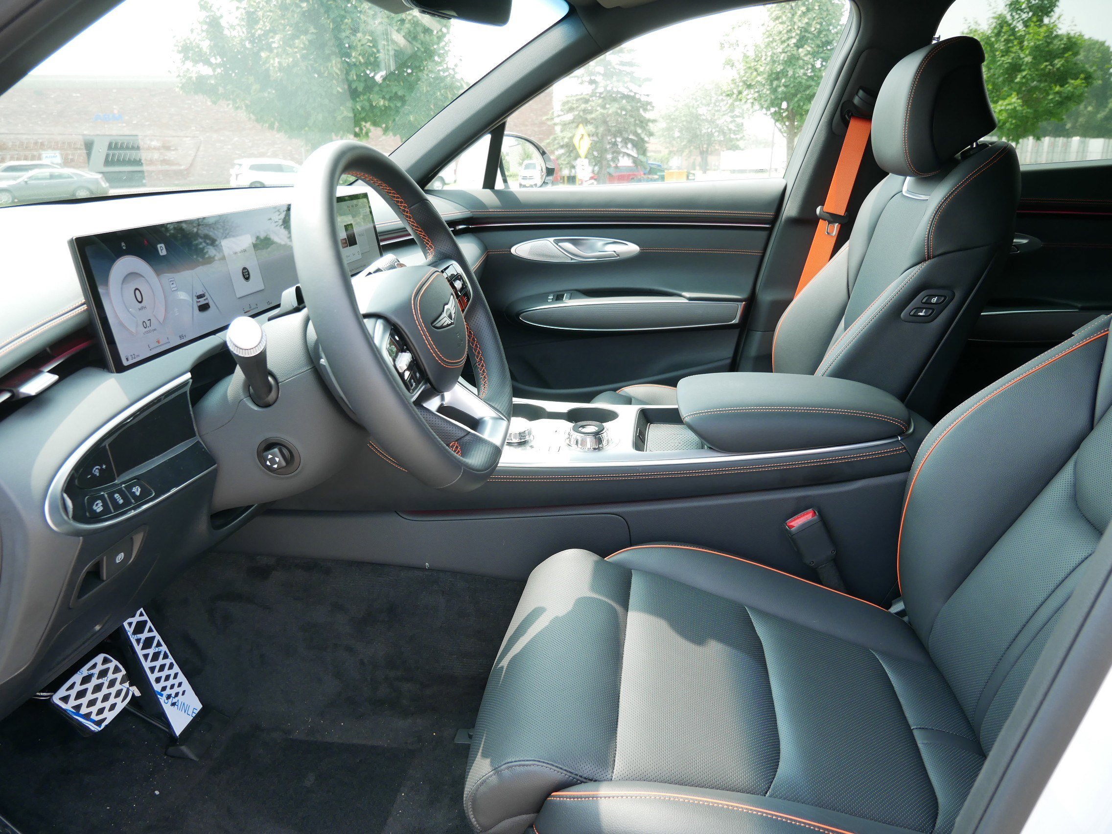 2026 Genesis GV70 3.5T Sport Advanced photo 3