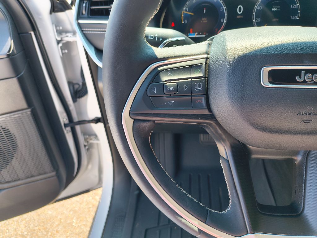 2023 Jeep Grand Cherokee Altitude X photo 15