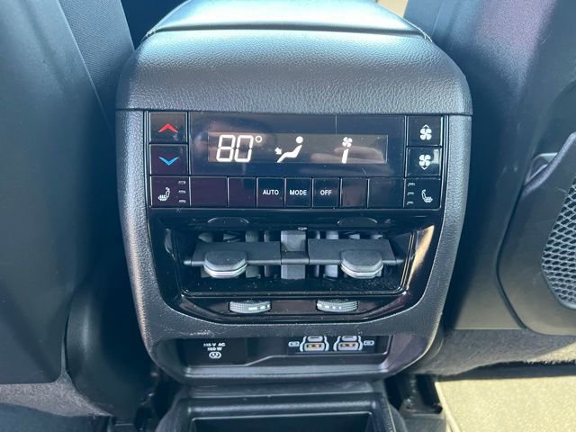 2023 Jeep Grand Cherokee Limited photo 16