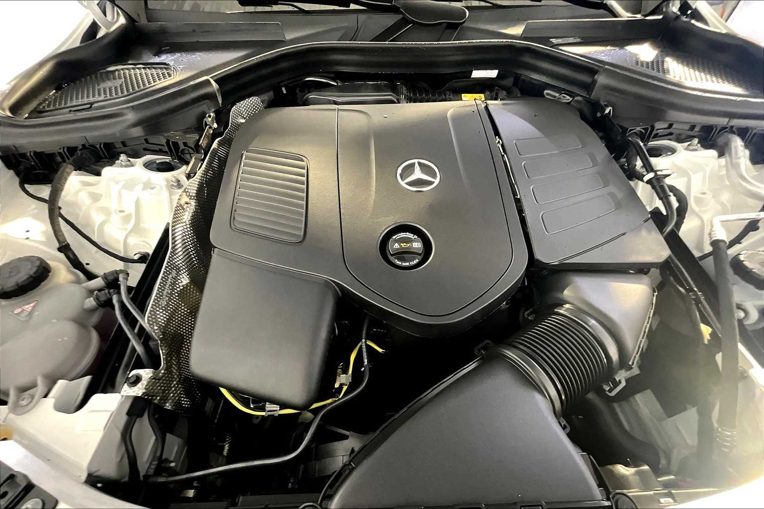 2026 Mercedes Benz GLC 300 4MATIC photo 13