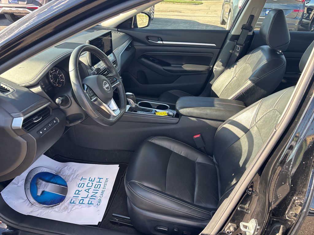 2023 Nissan Altima 2.5 SL photo 13