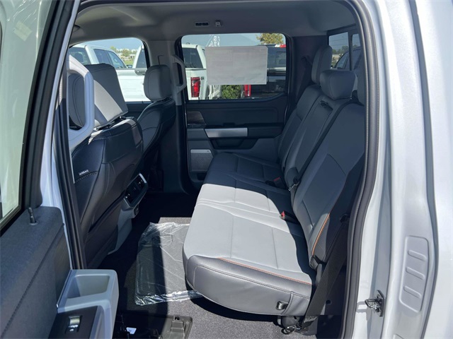 2025 Ford F-150 Lariat photo 12