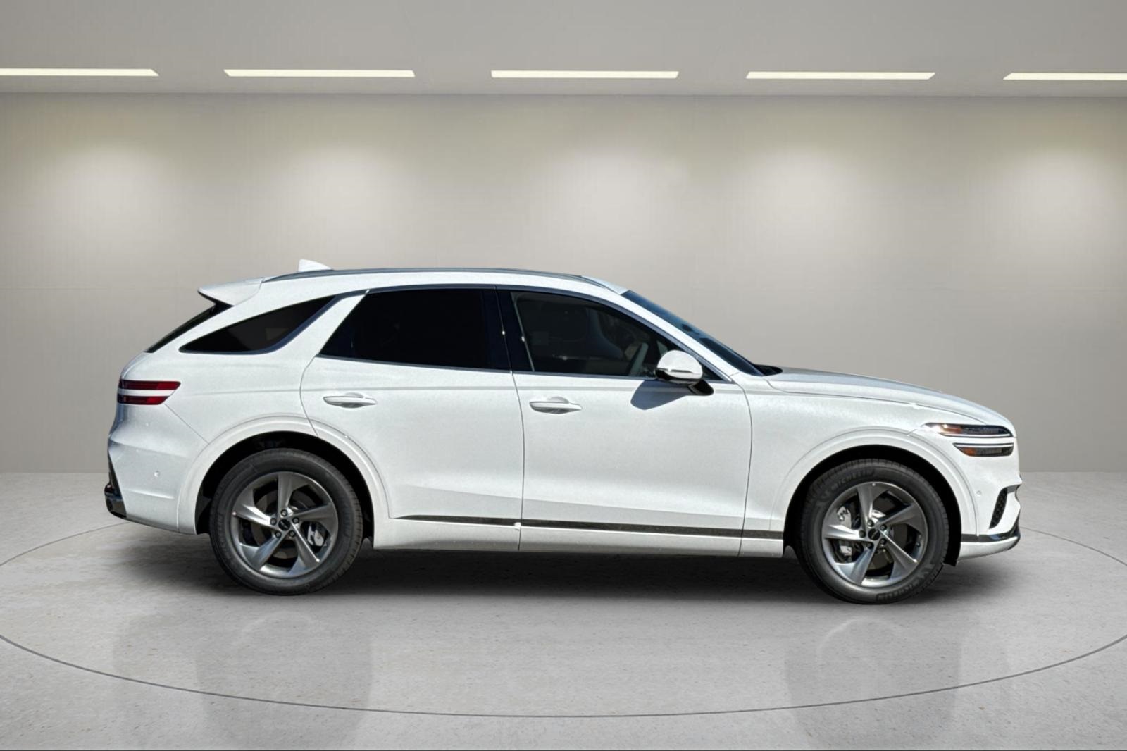 2026 Genesis GV70 2.5T Advanced photo 2