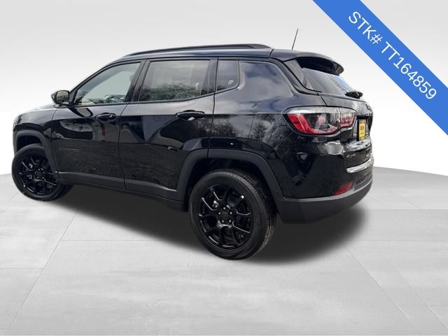 2026 Jeep Compass Latitude Altitude photo 3