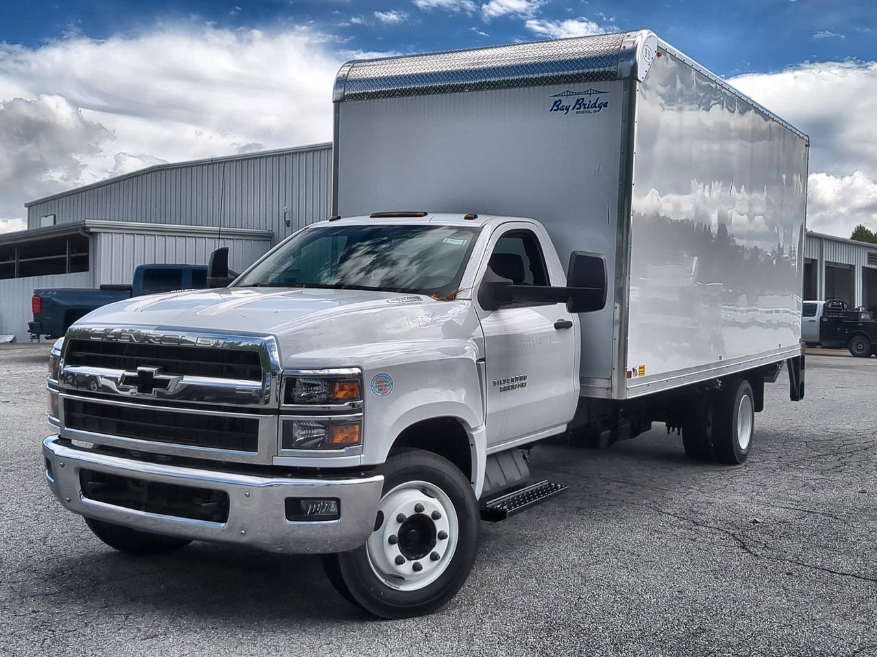 2024 Chevrolet Silverado 4500 Medium Duty Chassis Cab Work Truck's photo
