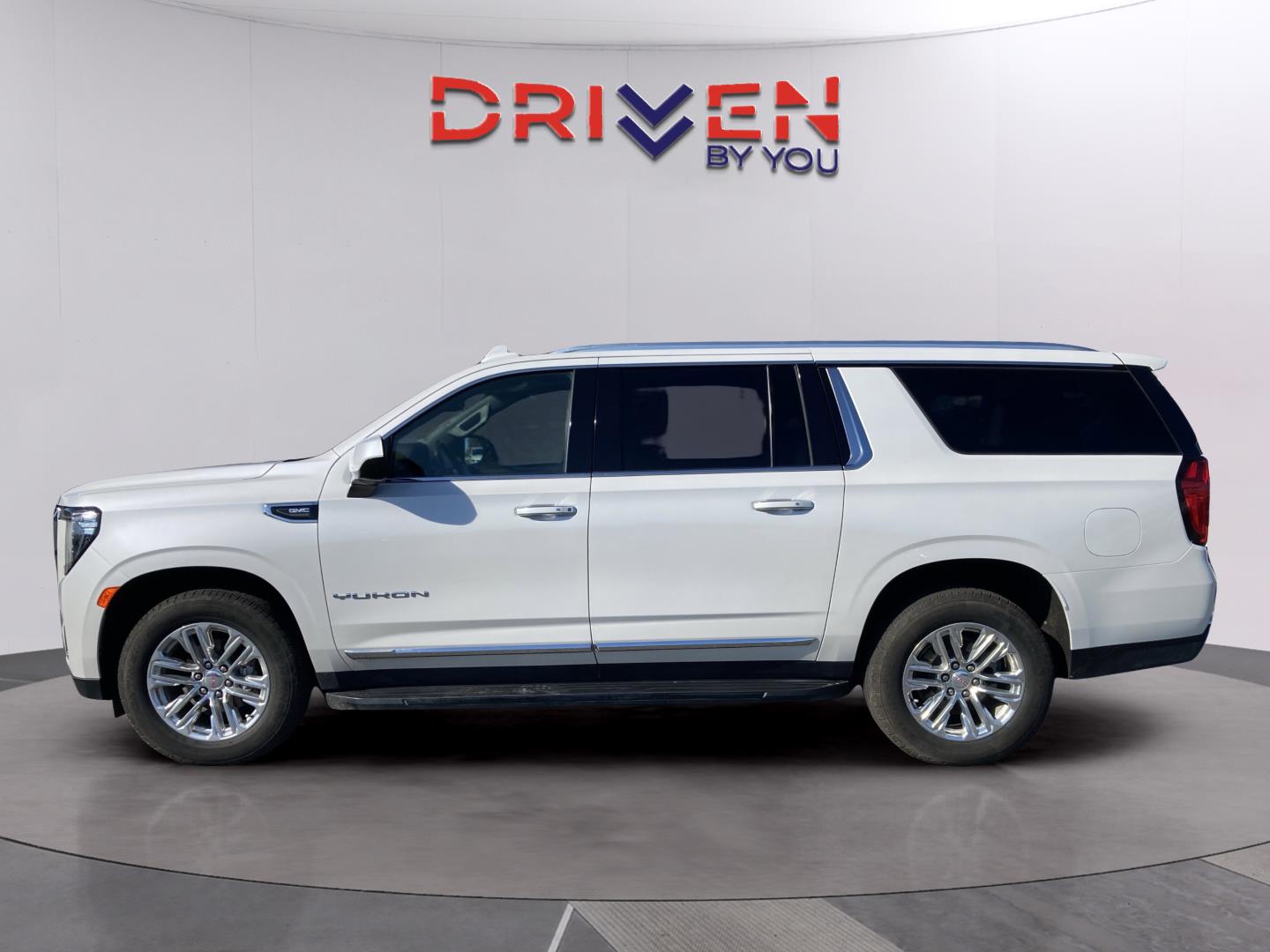 2023 Gmc Yukon XL SLT photo 3