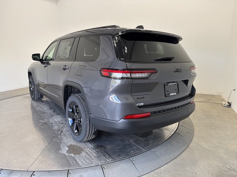 2025 Jeep Grand Cherokee Altitude X photo 2