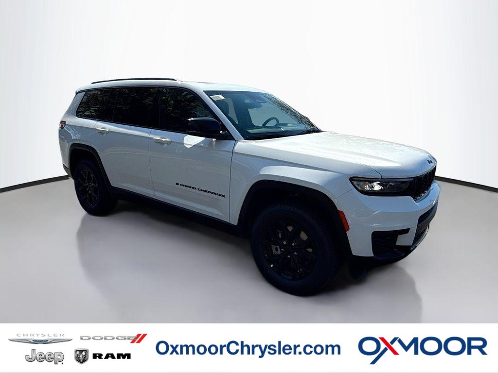 2025 Jeep Grand Cherokee L Altitude's photo