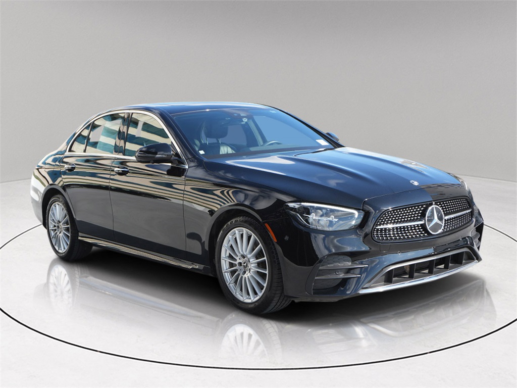 2022 Mercedes-Benz E-Class E350's photo
