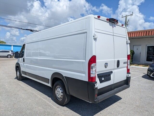 2023 Ram ProMaster 3500 photo 3