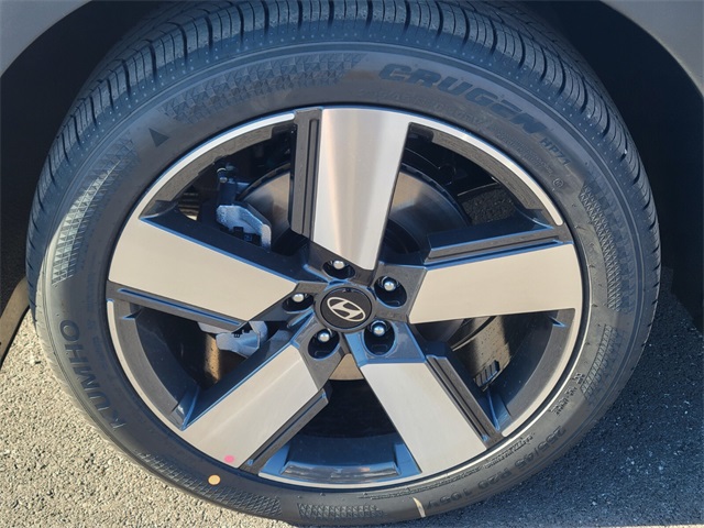 2026 Hyundai Santa Fe Limited photo 4