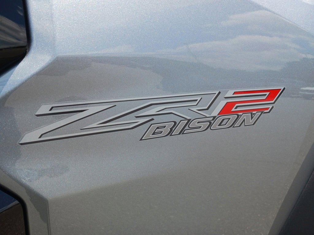 2025 Chevrolet Colorado ZR2 photo 11