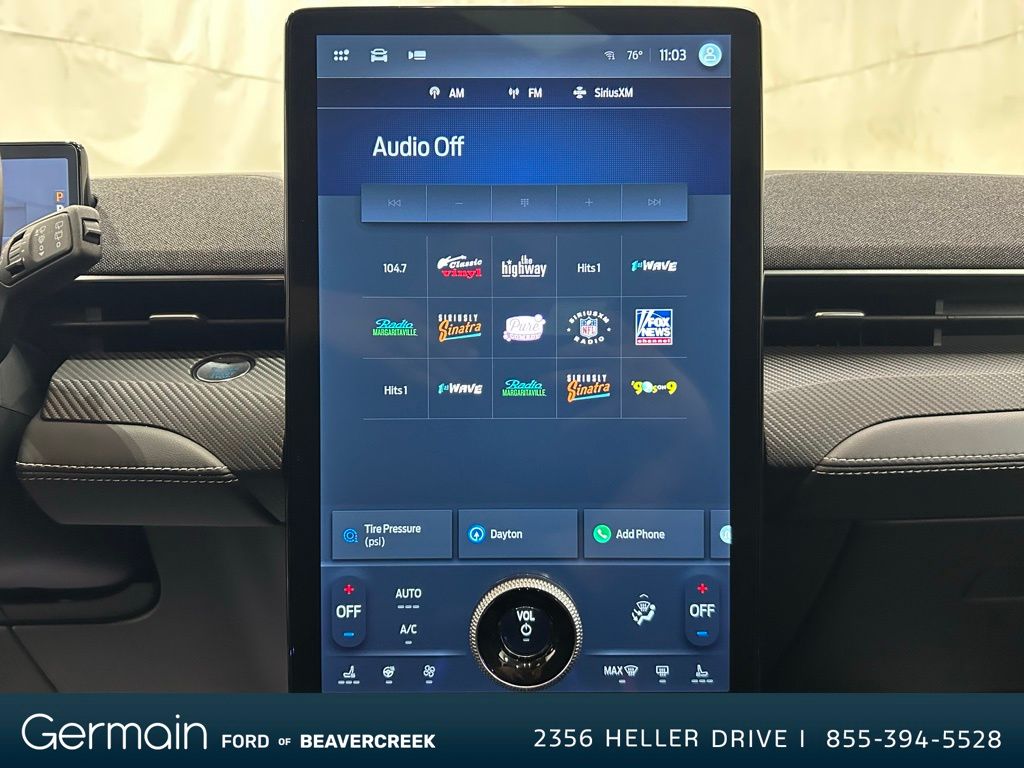 2023 Ford Mustang Mach-E Premium photo 18