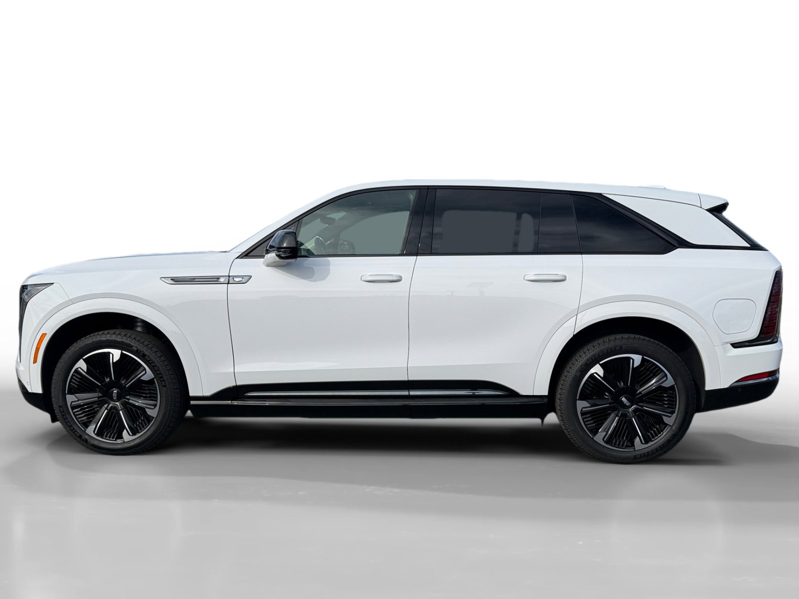 2025 Cadillac Escalade IQ Sport photo 2