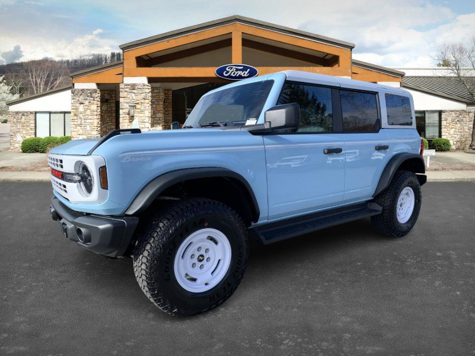 2025 Ford Bronco 4-Door Heritage Editon's photo
