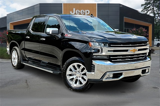 2021 Chevrolet Silverado 1500 LTZ photo 3