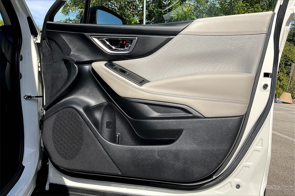 2024 Subaru Forester Premium photo 23