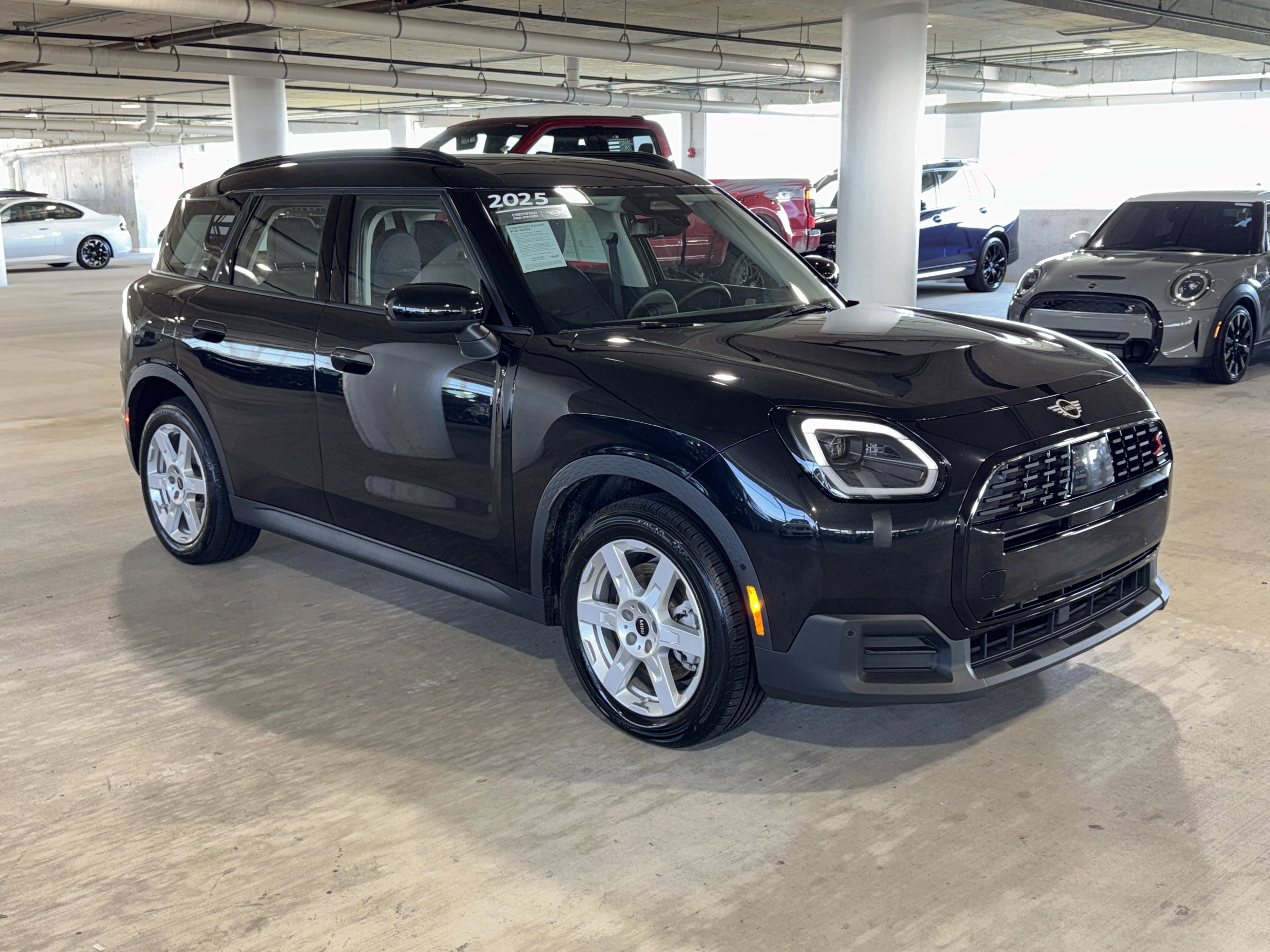 2025 MINI Countryman S's photo