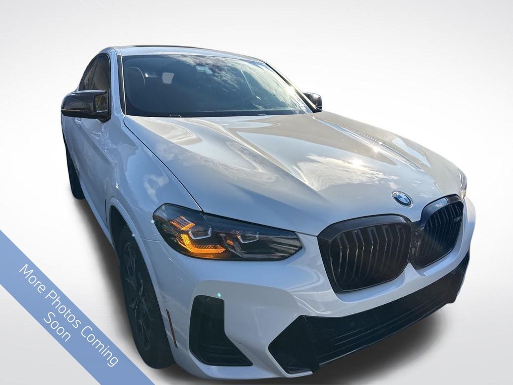 2025 BMW X4 M40i's photo