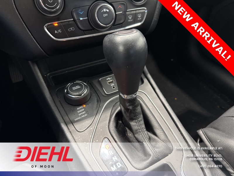 2020 Jeep Cherokee Latitude Sport photo 30