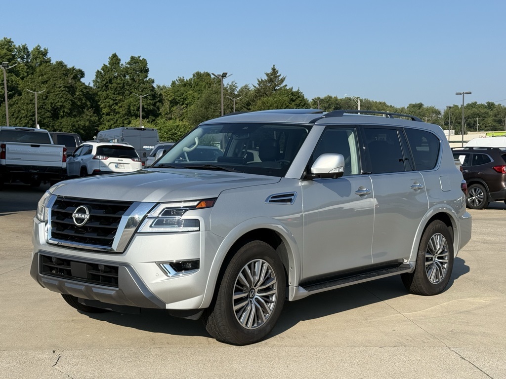 2023 Nissan Armada SL photo 2