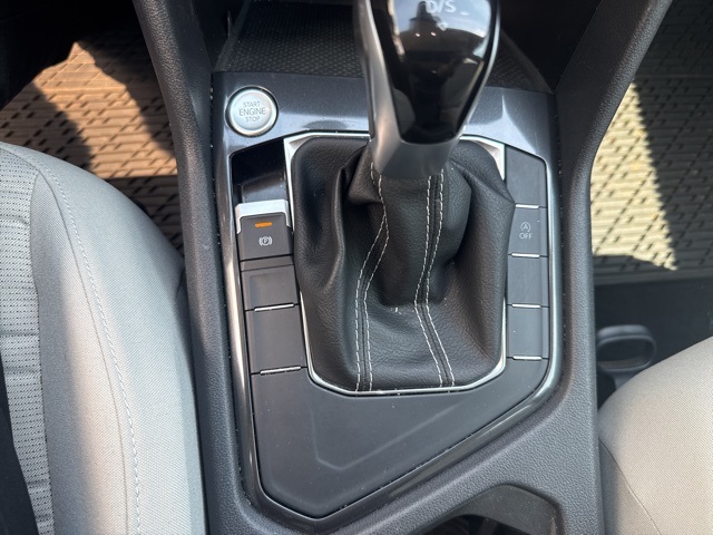 2023 Volkswagen Tiguan S photo 11
