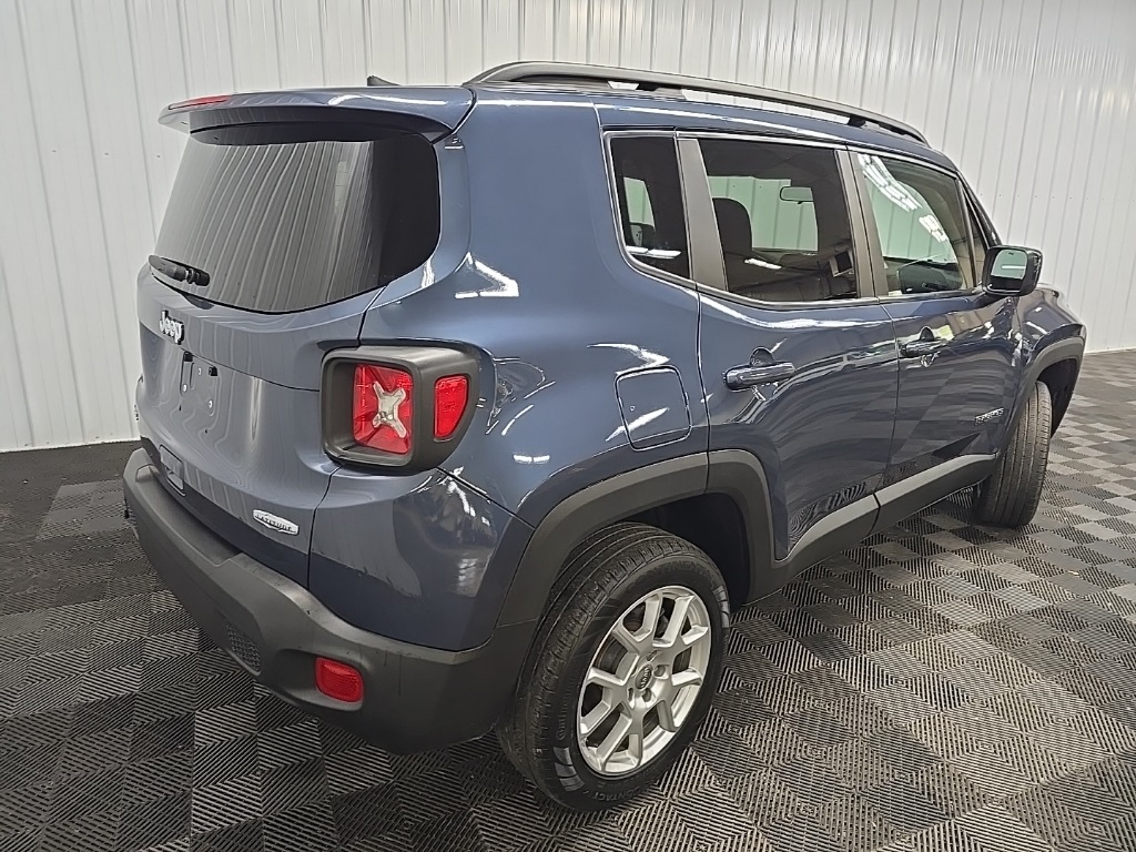 2020 Jeep Renegade Latitude photo 10