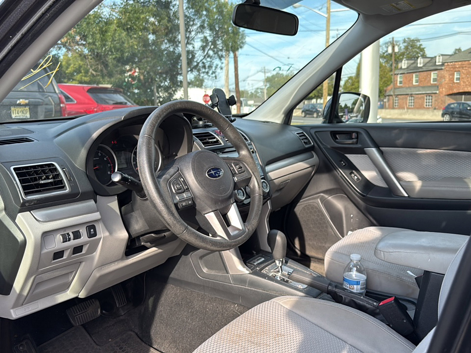 2017 Subaru Forester Premium photo 3