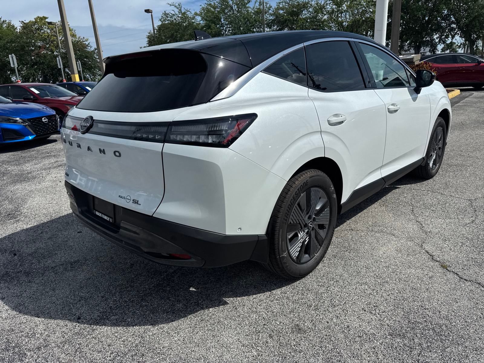 2025 Nissan Murano SL photo 4