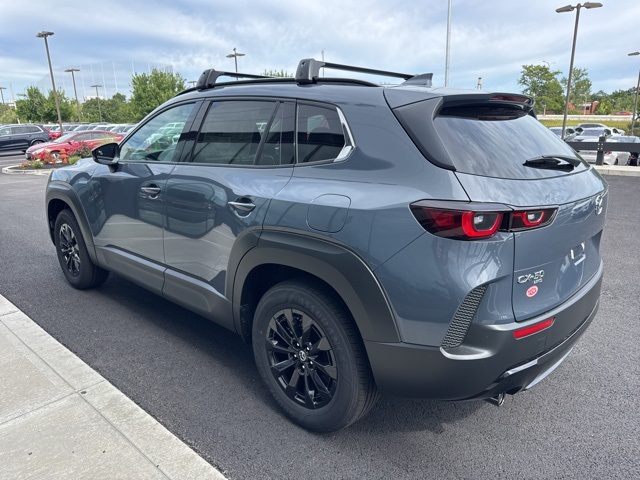 2025 Mazda CX-50 Premium photo 3