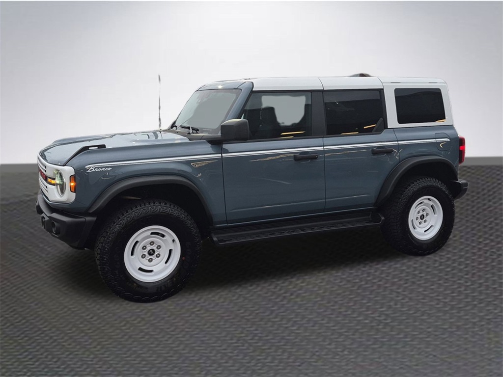 2025 Ford Bronco Heritage First Edition photo 2