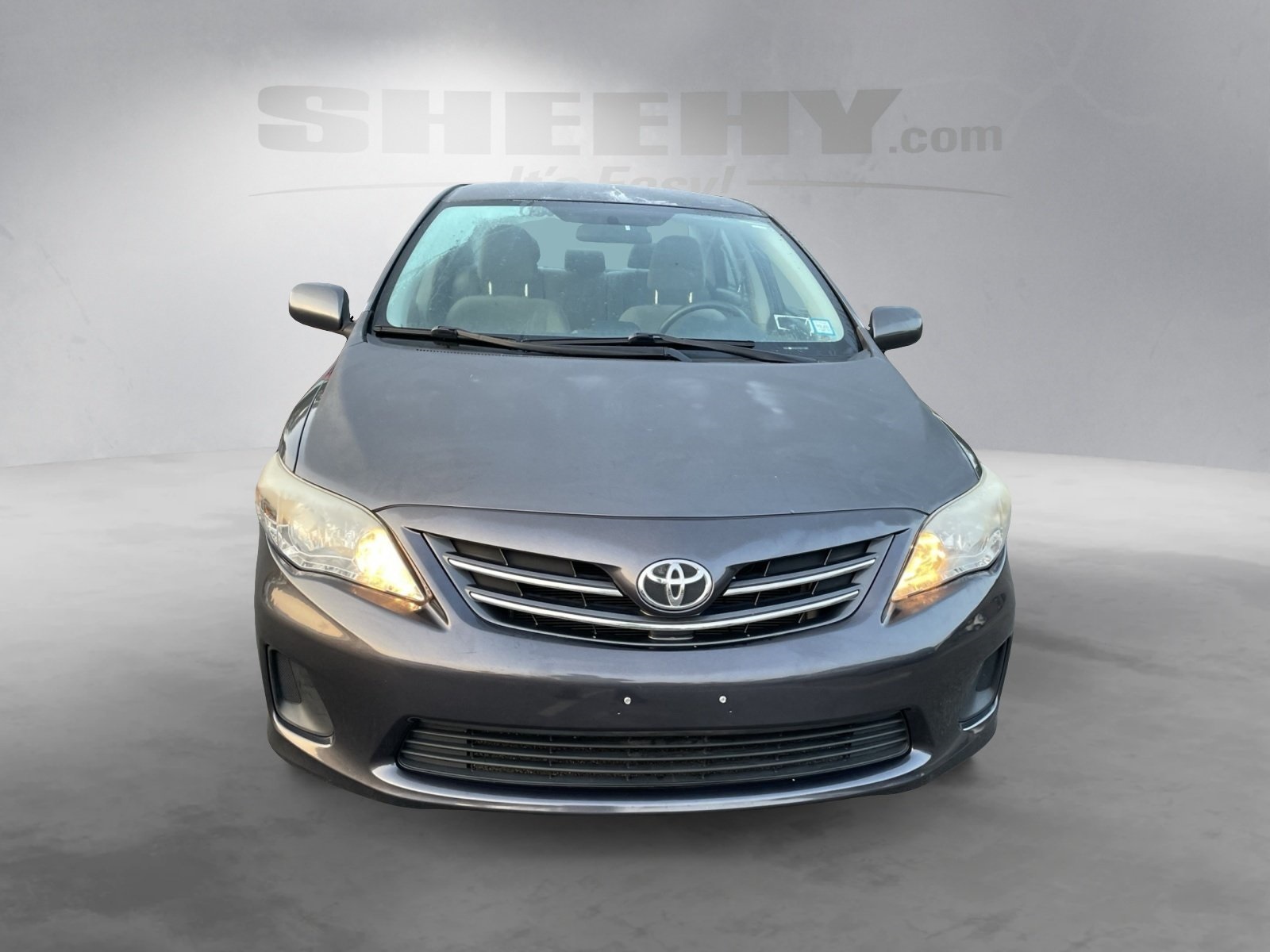 2013 Toyota Corolla LE photo 2