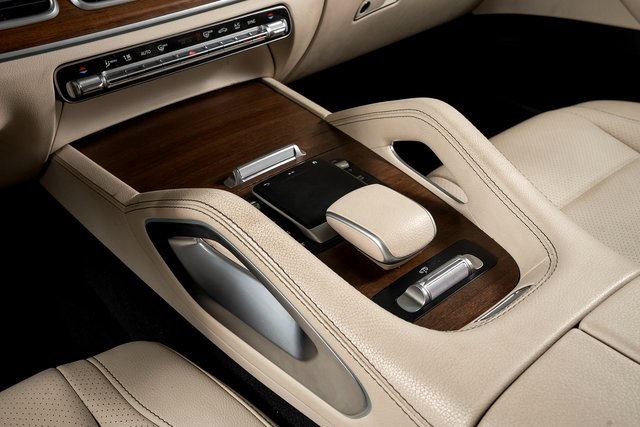 2022 Mercedes Benz GLS 450 4MATIC photo 30