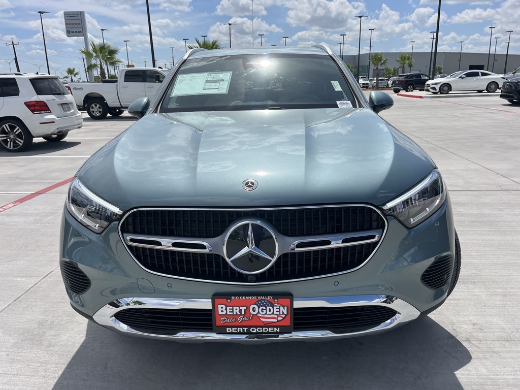 2025 Mercedes Benz GLC 350e 4MATIC photo 2