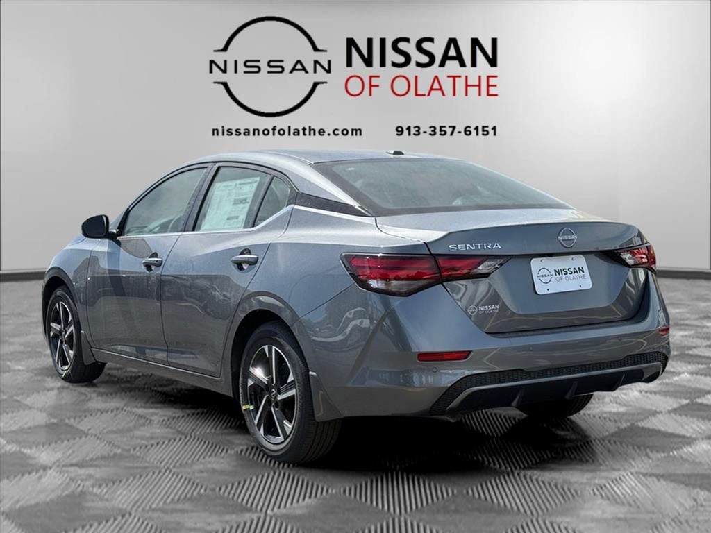 2025 Nissan Sentra SV photo 3