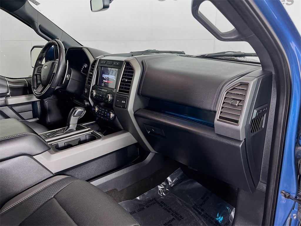 2020 Ford F-150 Raptor photo 29