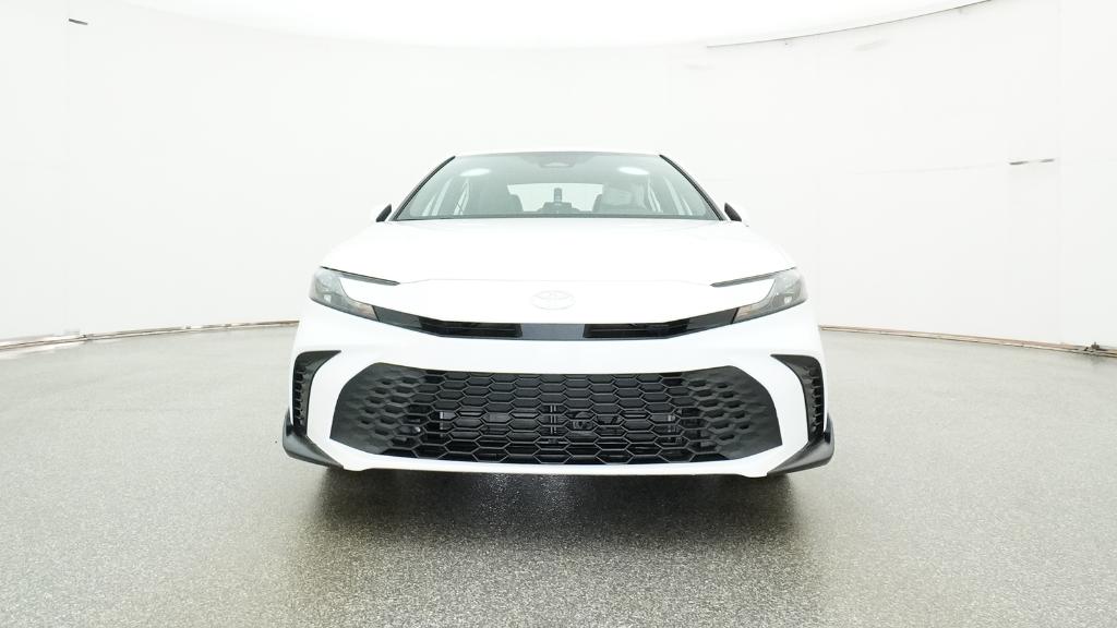 2026 Toyota Camry SE photo 3