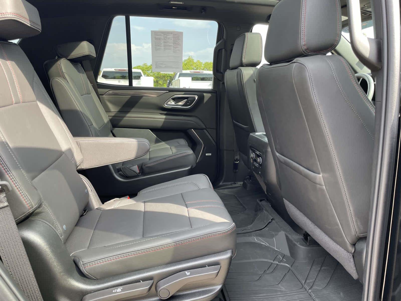 2024 Chevrolet Tahoe RST photo 16