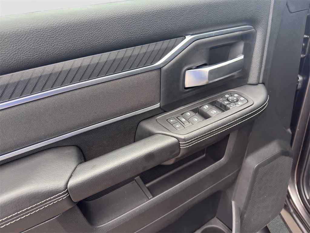 2025 Ram 2500 Big Horn photo 11