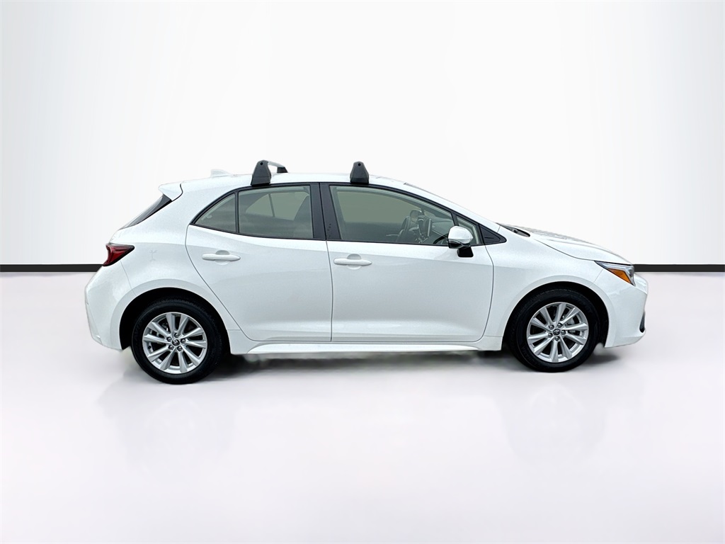 2023 Toyota Corolla SE photo 4