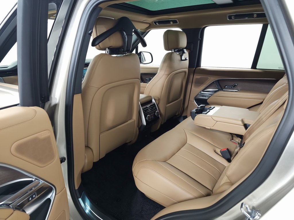 2025 LAND ROVER RANGE ROVER - Image 36