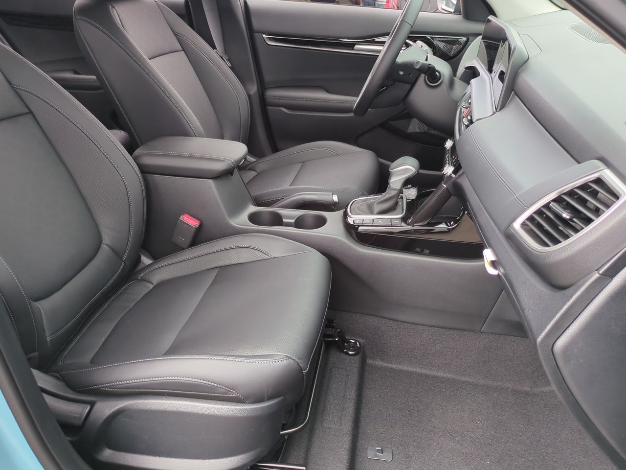 2026 Kia Seltos EX photo 20