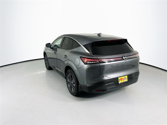 2025 Nissan Murano SL photo 2