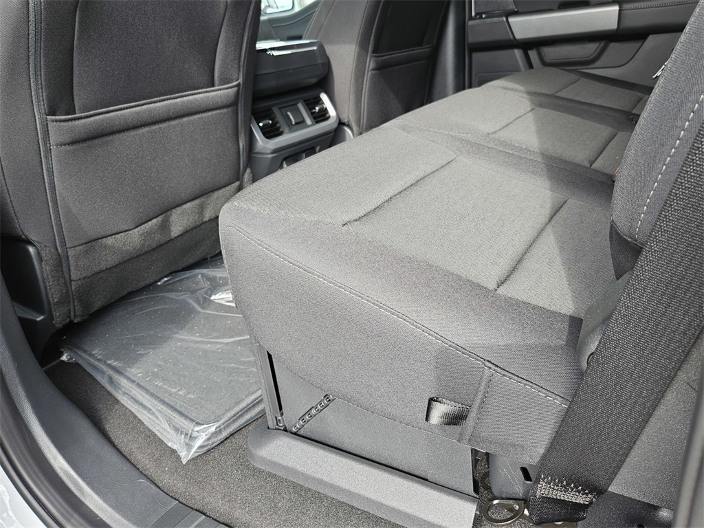2025 Ford F-150 XLT photo 25