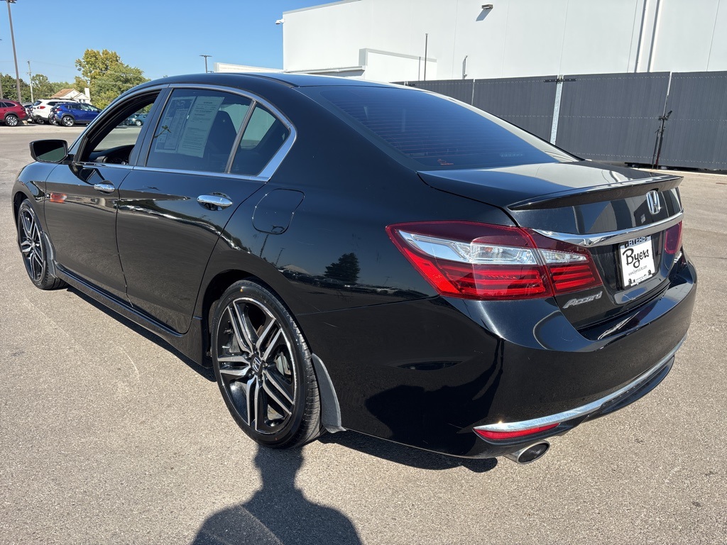 2017 Honda Accord Sport photo 5