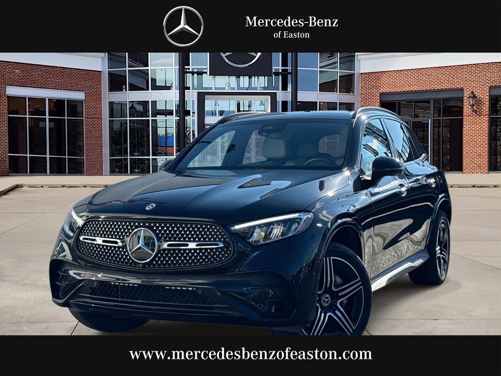 2025 Mercedes-Benz GLC