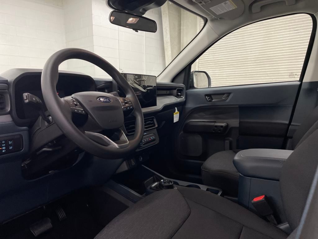 2025 Ford Maverick XL photo 4