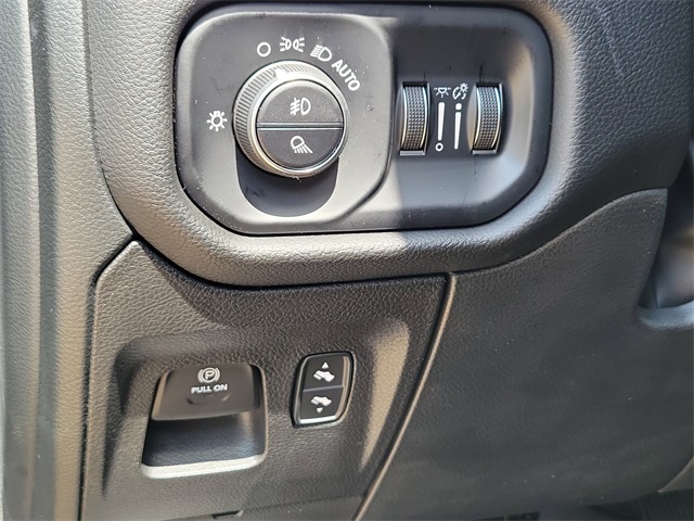 2025 Ram 1500 Laramie photo 16